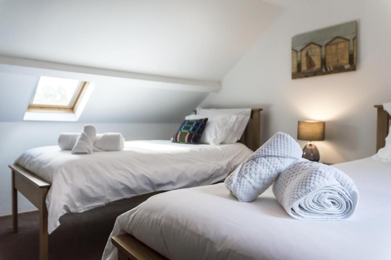 Foxglove - Luxurious Barn Conversion - Blossom Farm Johnston Buitenkant foto